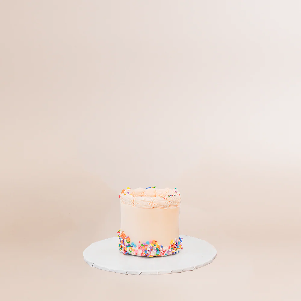 Vanilla Creme Cake - Image 5